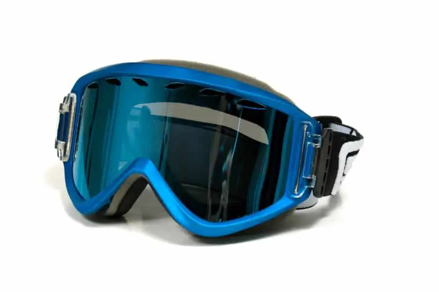an example of ski goggles